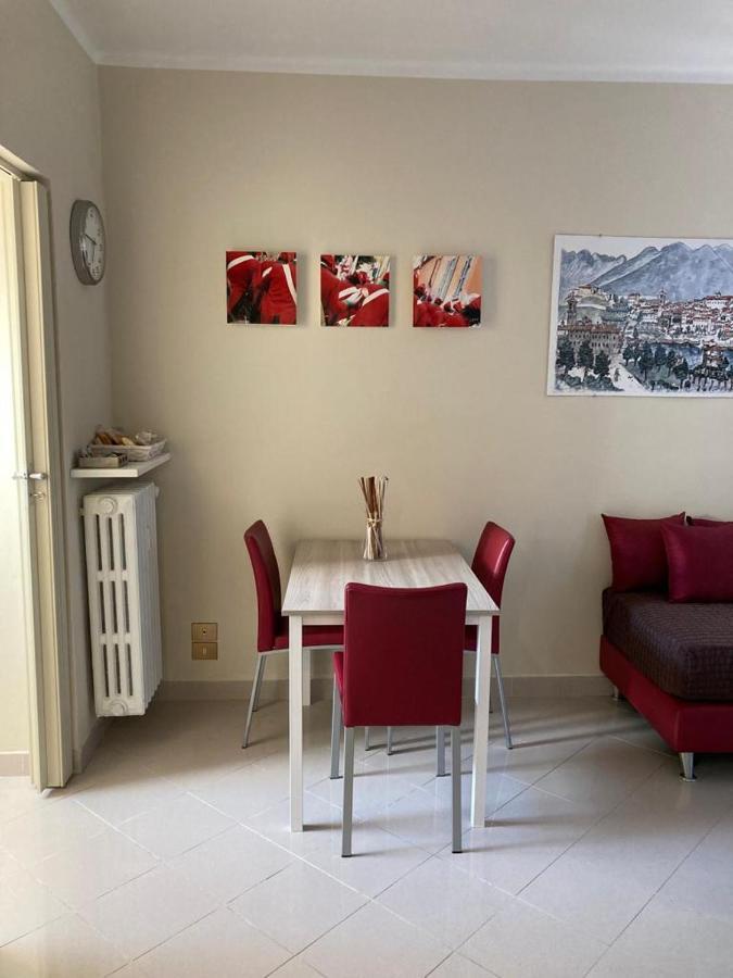 Apartment "Borgo Olivetti" Ivrea Eksteriør billede