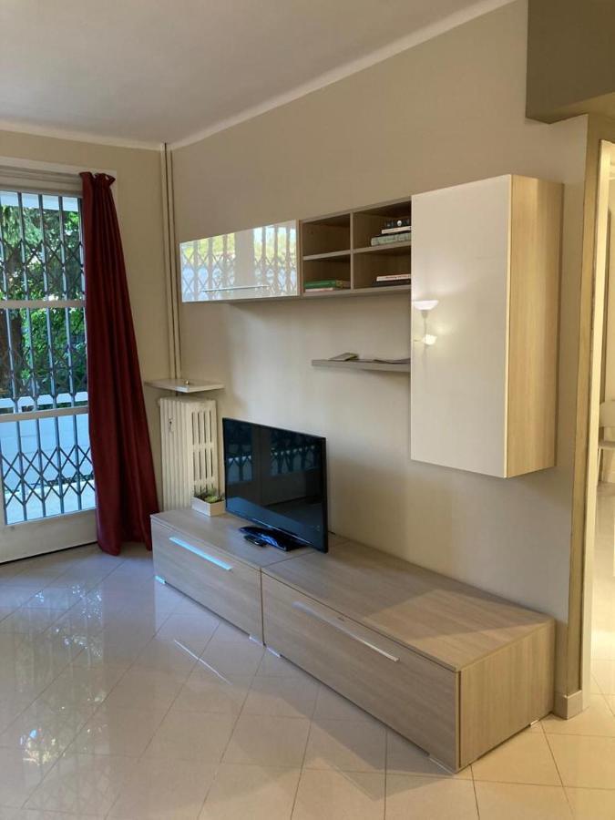 Apartment "Borgo Olivetti" Ivrea Eksteriør billede
